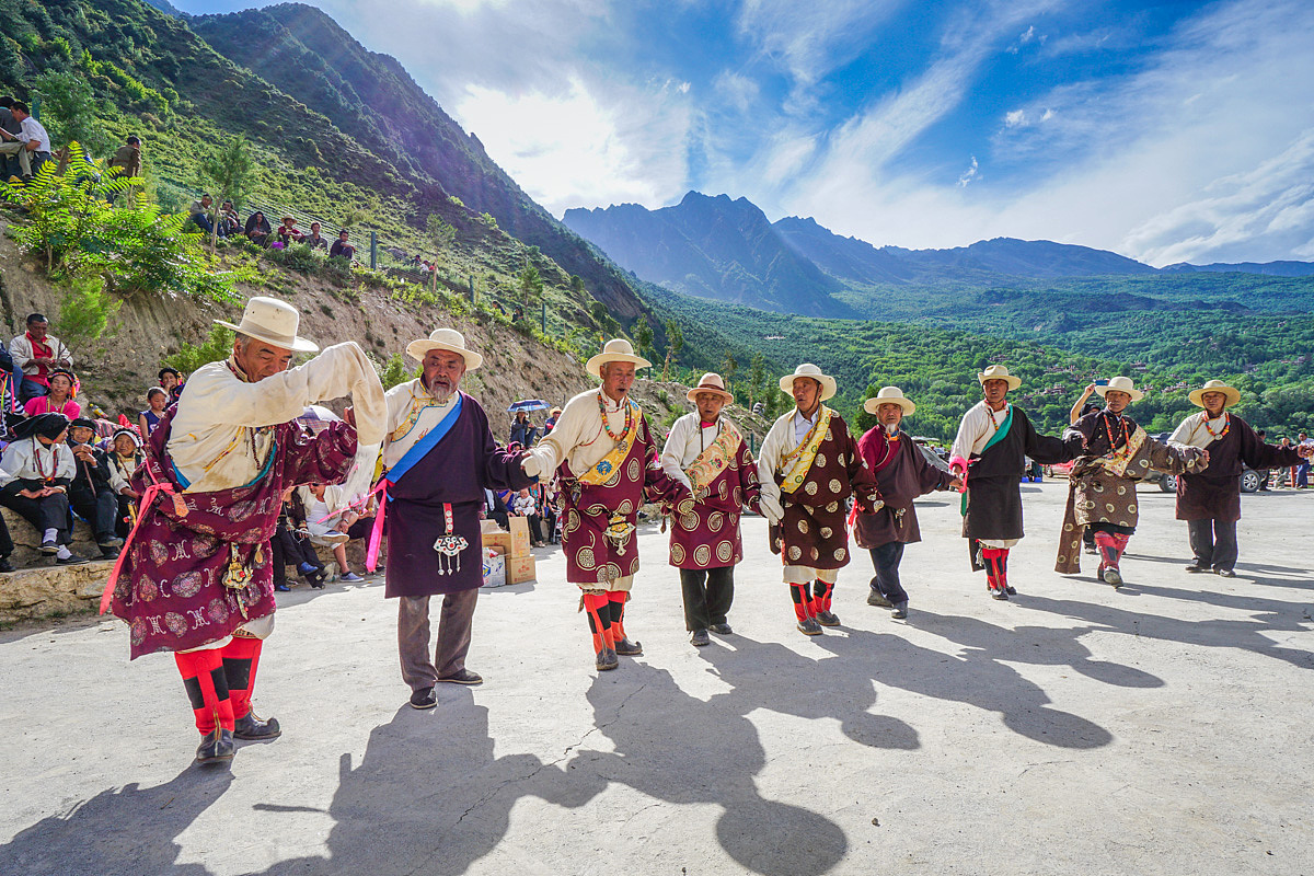 #神仙居所甲居藏寨#【跳锅庄】5