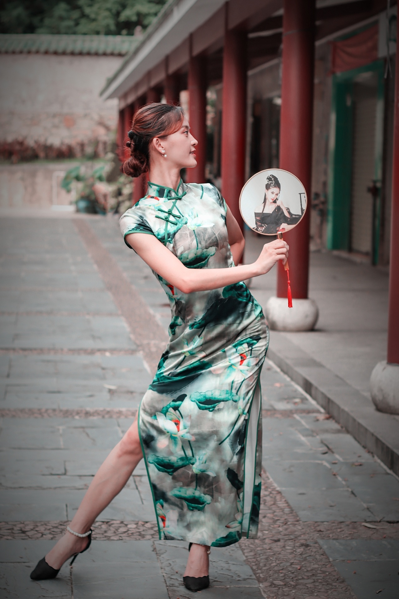芊芊淑女,旗袍着身 |摄影|人像摄影|穿鞋一米六 - 原创作品 - 站酷