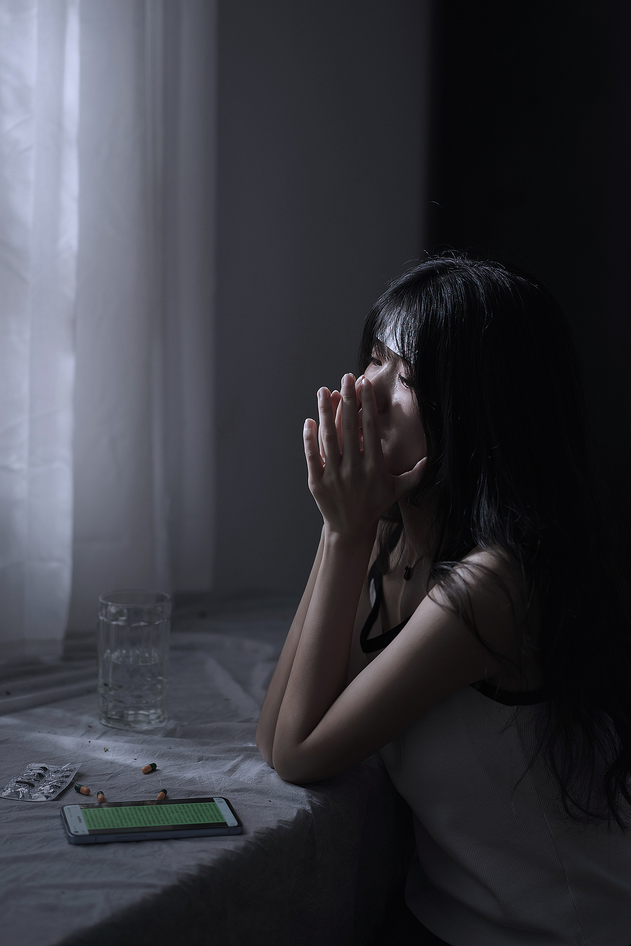 重感冒·失恋（图ZMzU5MzY0NTA0） - 人像摄影 - 站酷设计师摄影师九秒原创素材 - 站酷ZCOOL