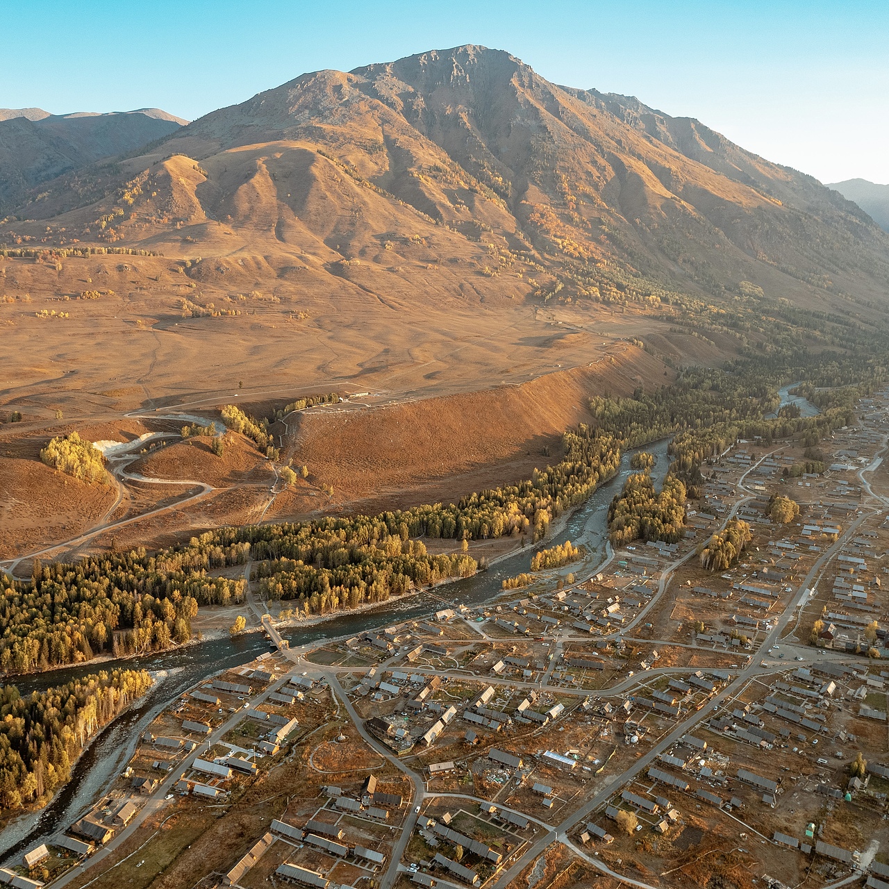 北疆喀纳斯禾木乡之旅（图ZMzE1NTgwMjEy） - 人文/纪实摄影 - 站酷设计师拾光朝圣者原创素材 - 站酷ZCOOL