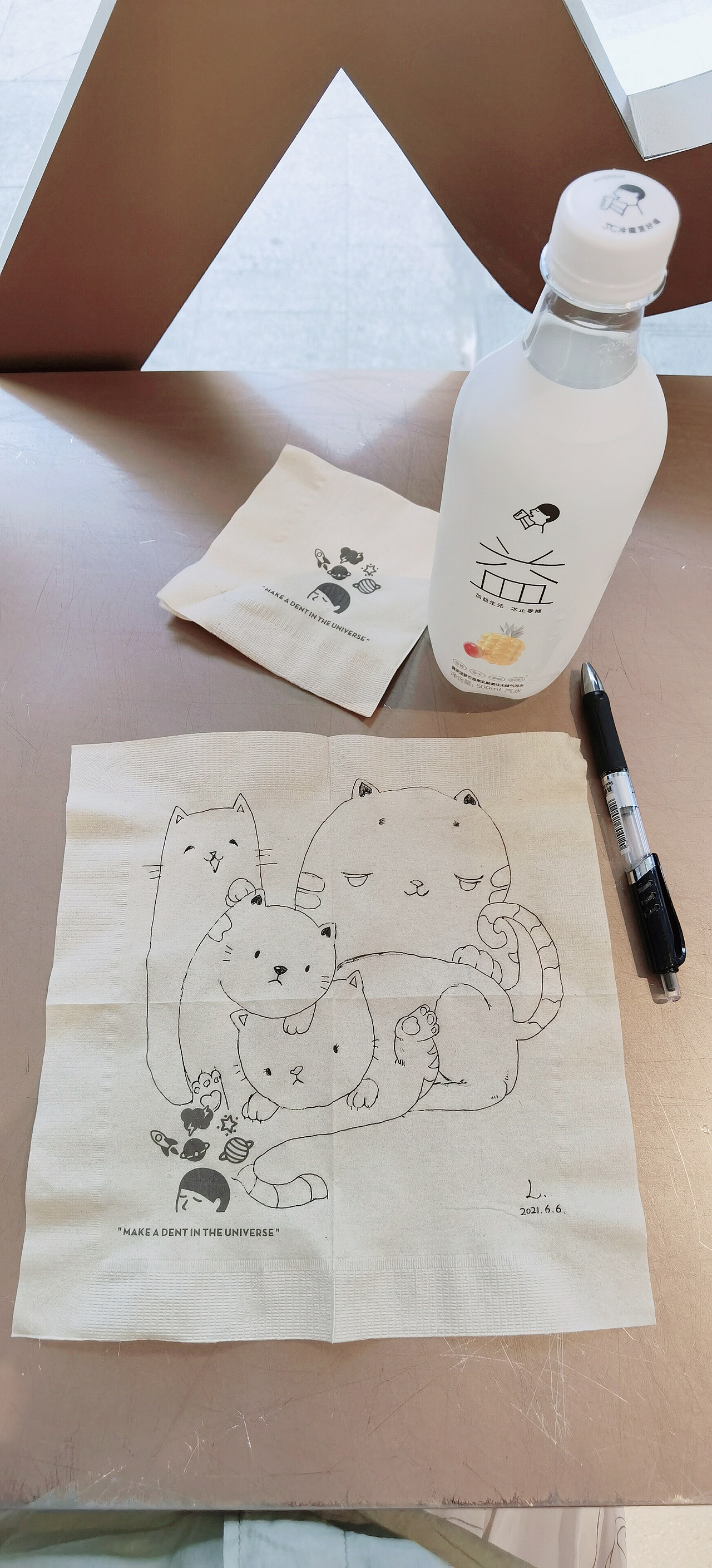 带着画笔去旅行（图ZMzMzNTE3MjY4） - 商业插画 - 站酷设计师沁蓝LULU原创素材 - 站酷ZCOOL