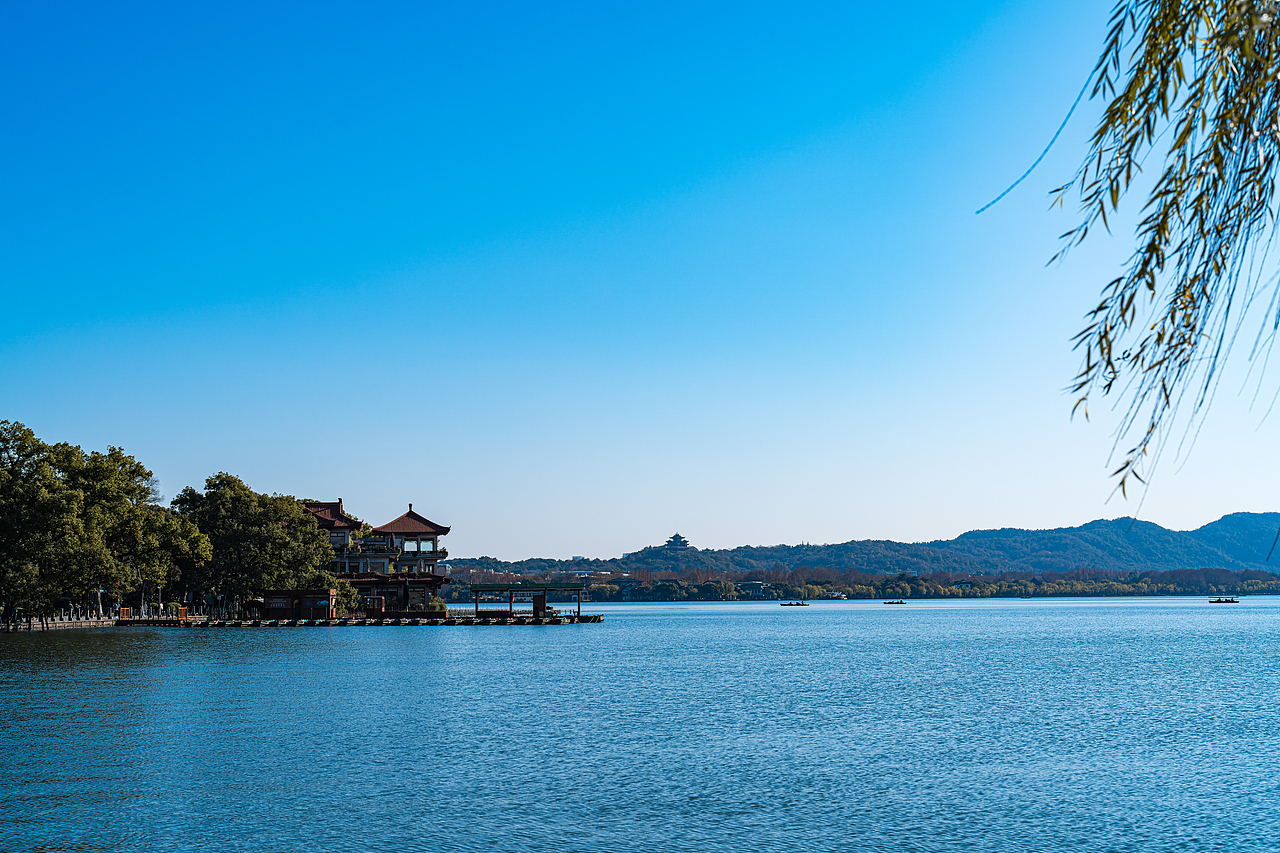 12月周末西湖周边街拍（图ZMzI2MjM2NTQ4） - 风光摄影 - 站酷设计师秋之诺原创素材 - 站酷ZCOOL