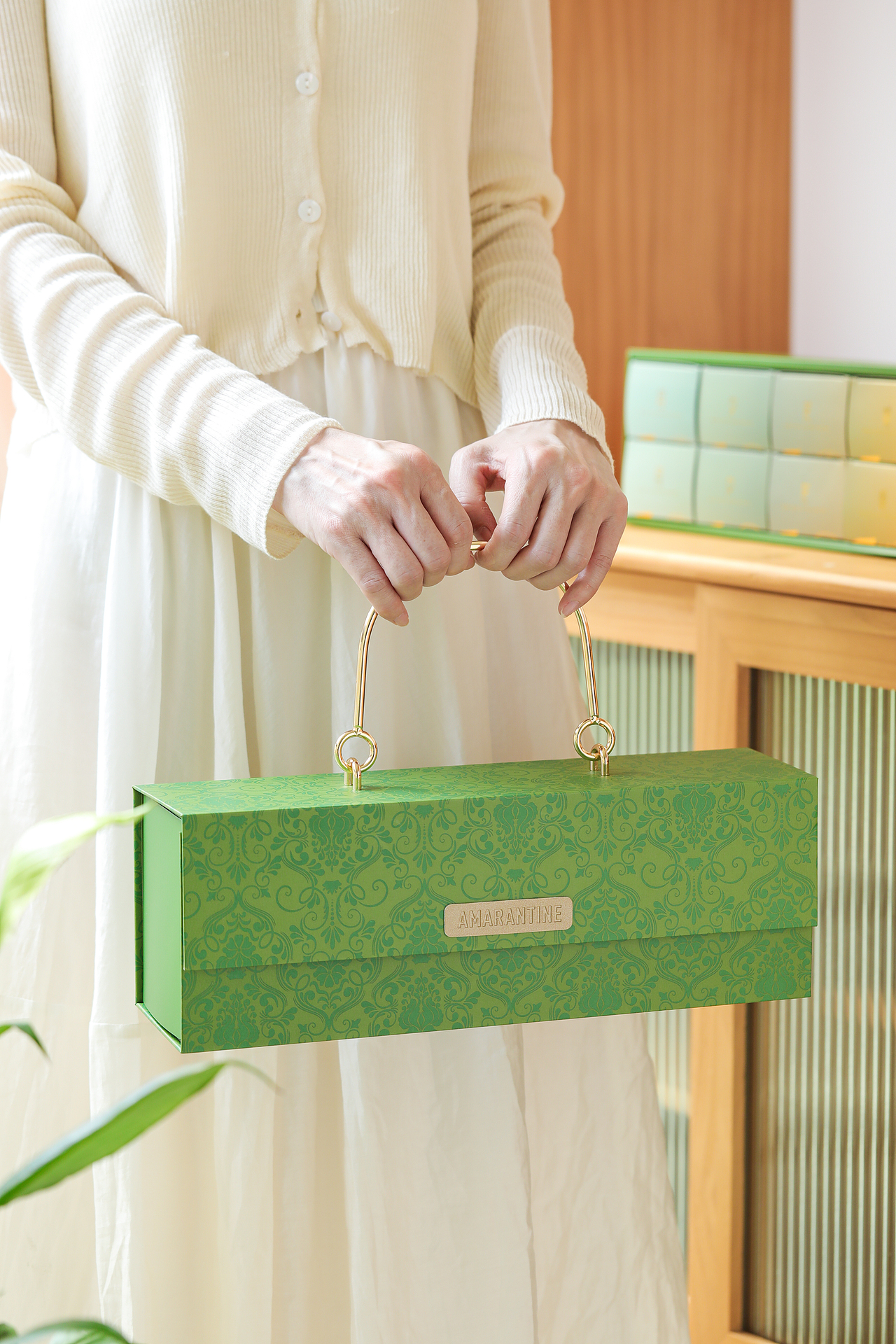 “中秋月饼 蛋黄酥礼盒~”（图ZMzA2MTA2Mzg0） - 产品摄影 - 站酷设计师跟着冬青树原创素材 - 站酷ZCOOL