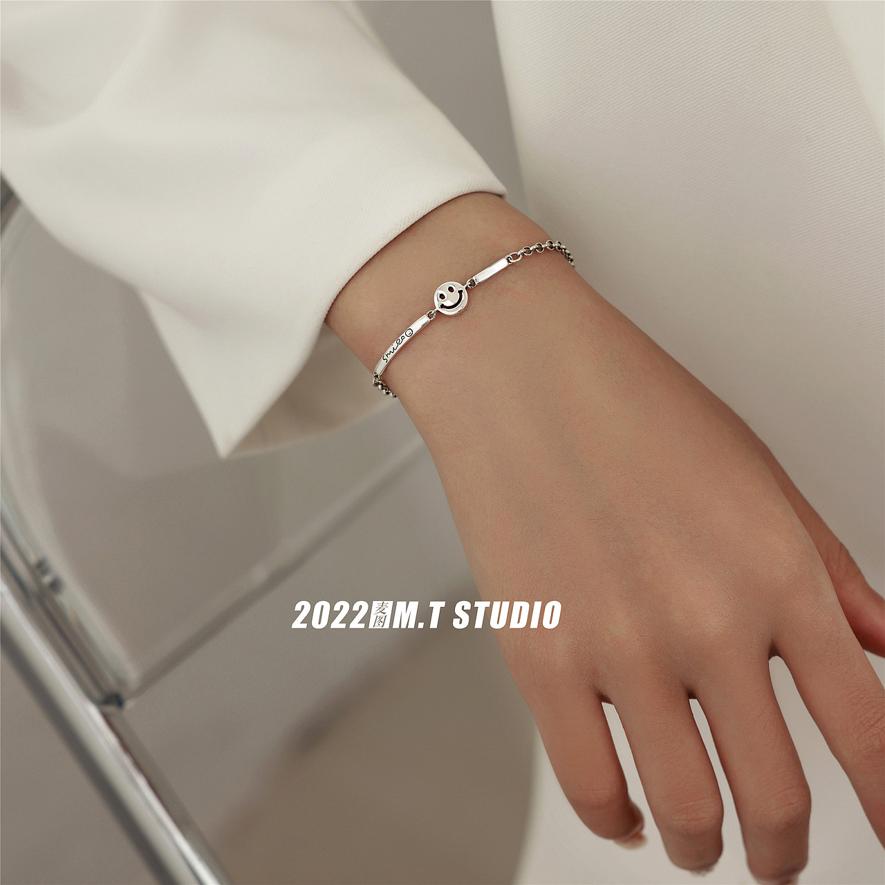 义乌无头风手链戒指饰品模特场景图摄影服务