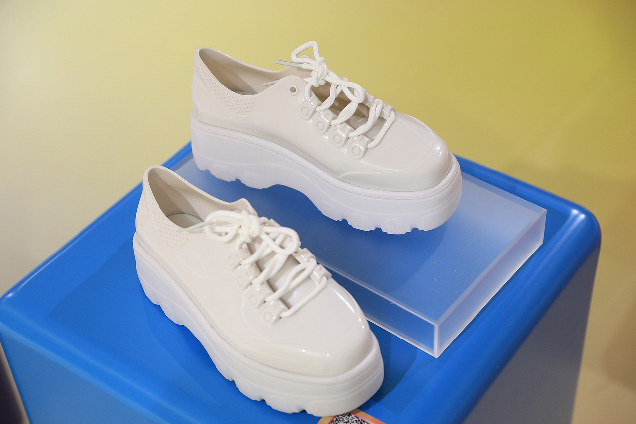 Melissa在啫喱 POPUP快闪活动空间设计-上海安福路（图ZMzQ0NjUyMDg0） - 商业空间设计 - 站酷设计师Joan_Lai原创素材 - 站酷ZCOOL