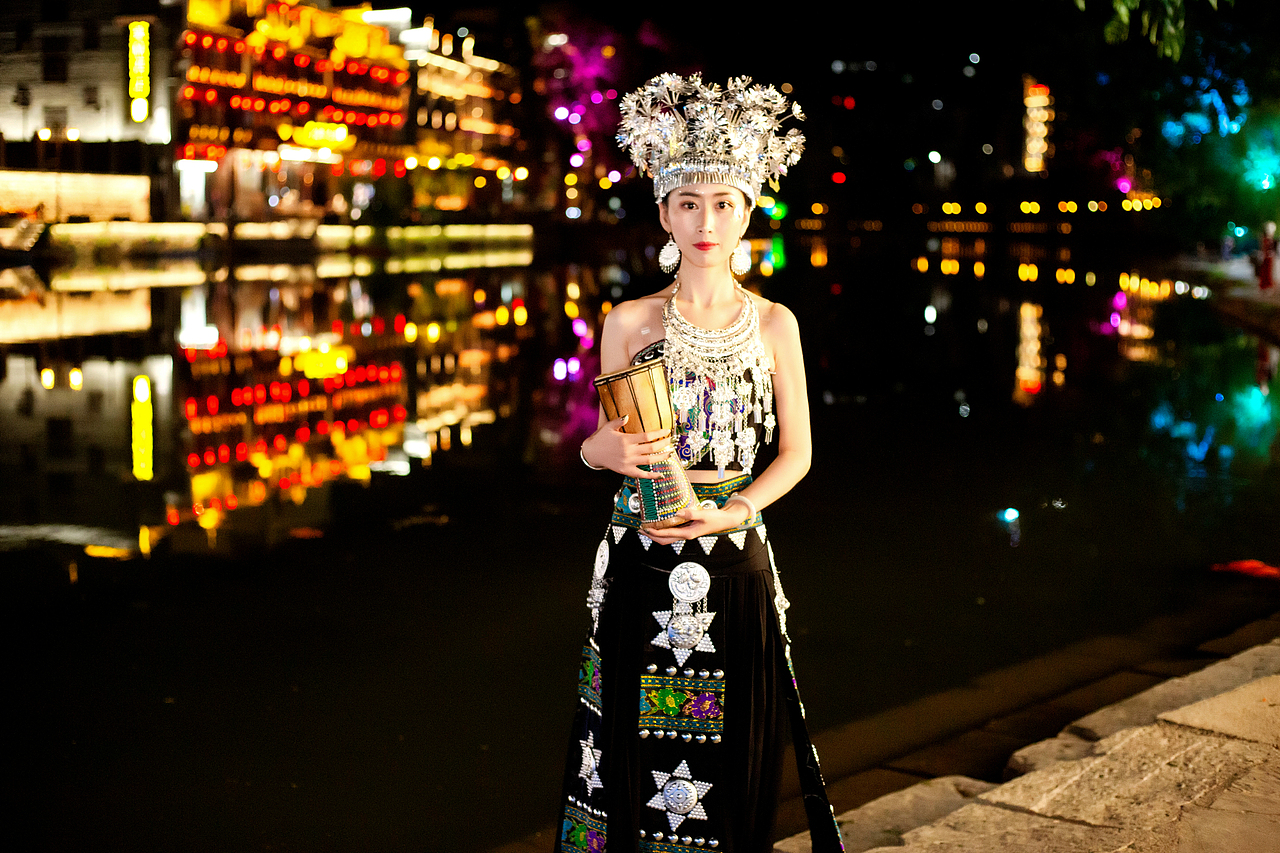 所謂伊人-阿月下蠱（圖ZMzE0NTcwODU2） - 人像攝影 - 站酷設(shè)計(jì)師心魔月兒原創(chuàng)素材 - 站酷ZCOOL