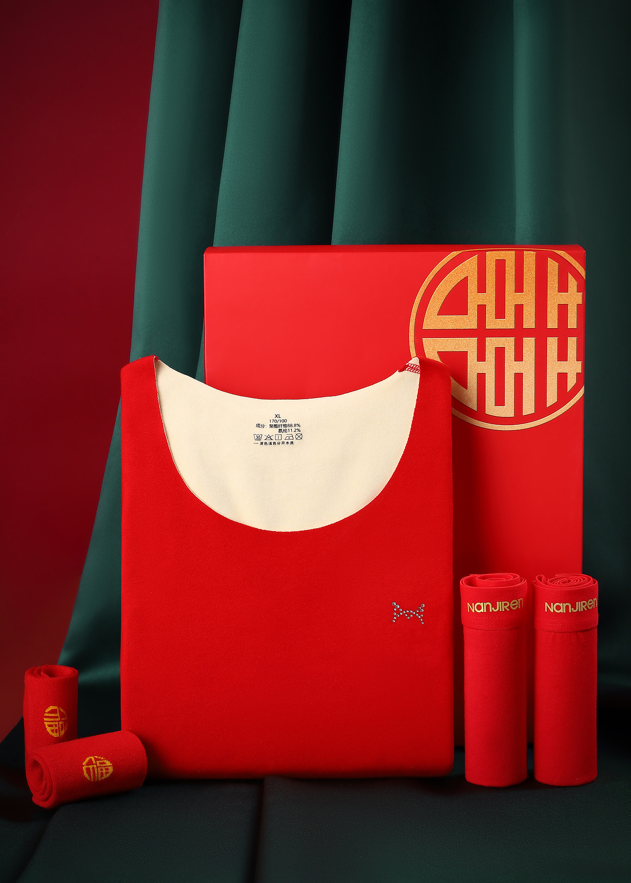 本命年红内衣套装の静物拍摄