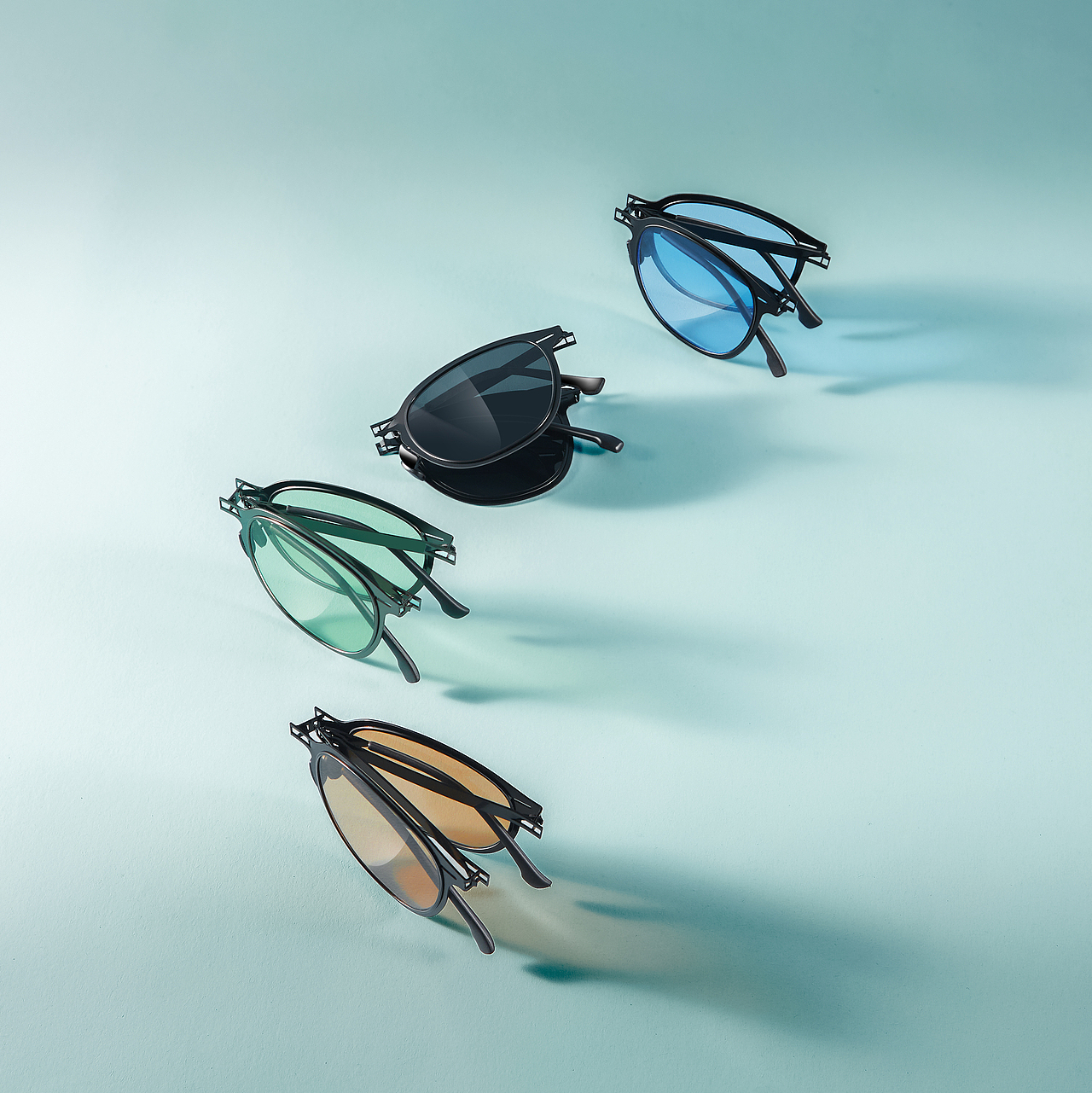 墨镜摄影丨GENTLE MONSTER✖静物产品眼镜拍摄（图ZMzIzMjQ5ODY0） - 产品摄影 - 站酷设计师斑驳视觉原创素材 - 站酷ZCOOL