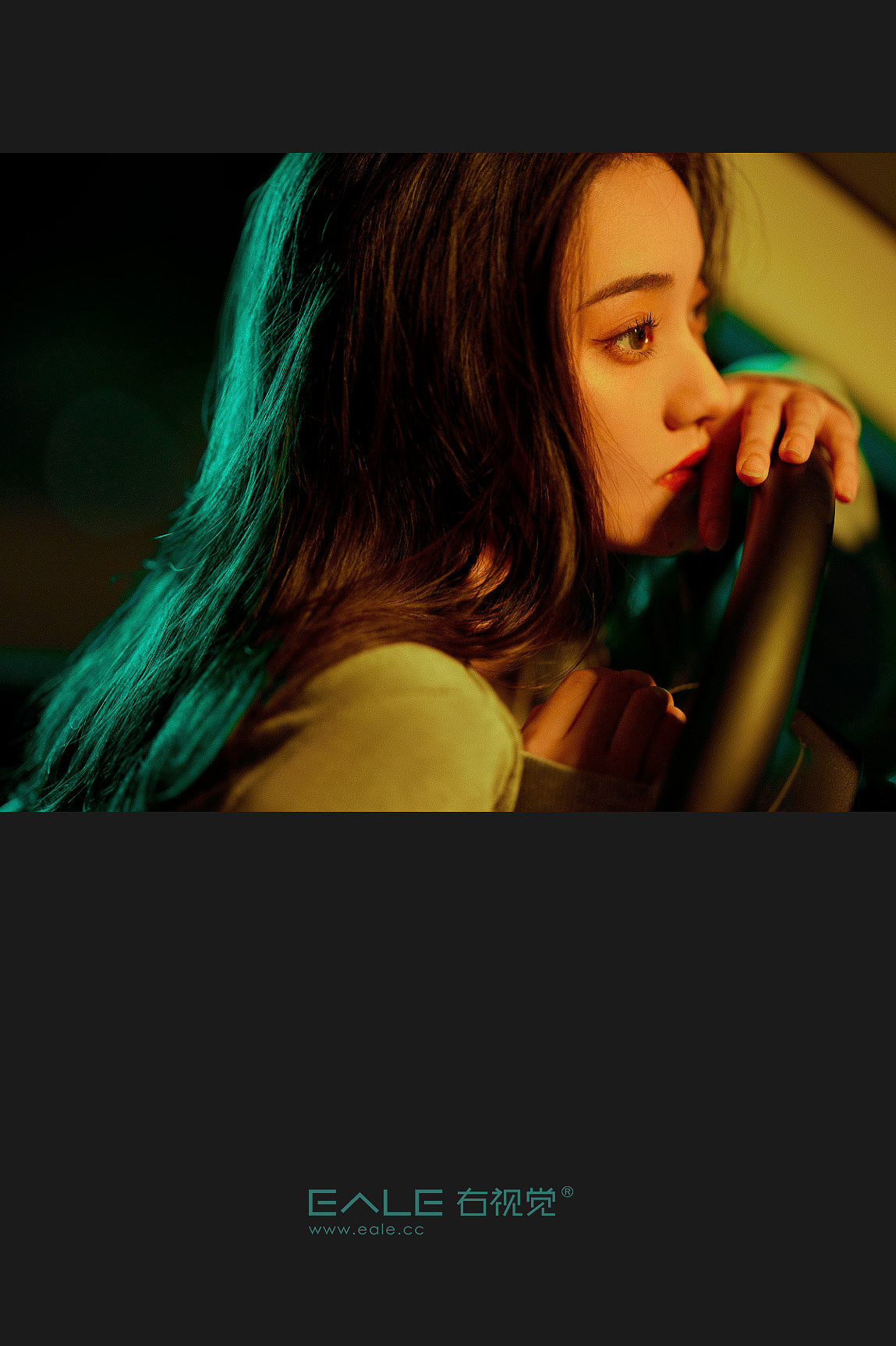 凌晨两点半 夜景人像更高级更氛围的三个拍摄技巧