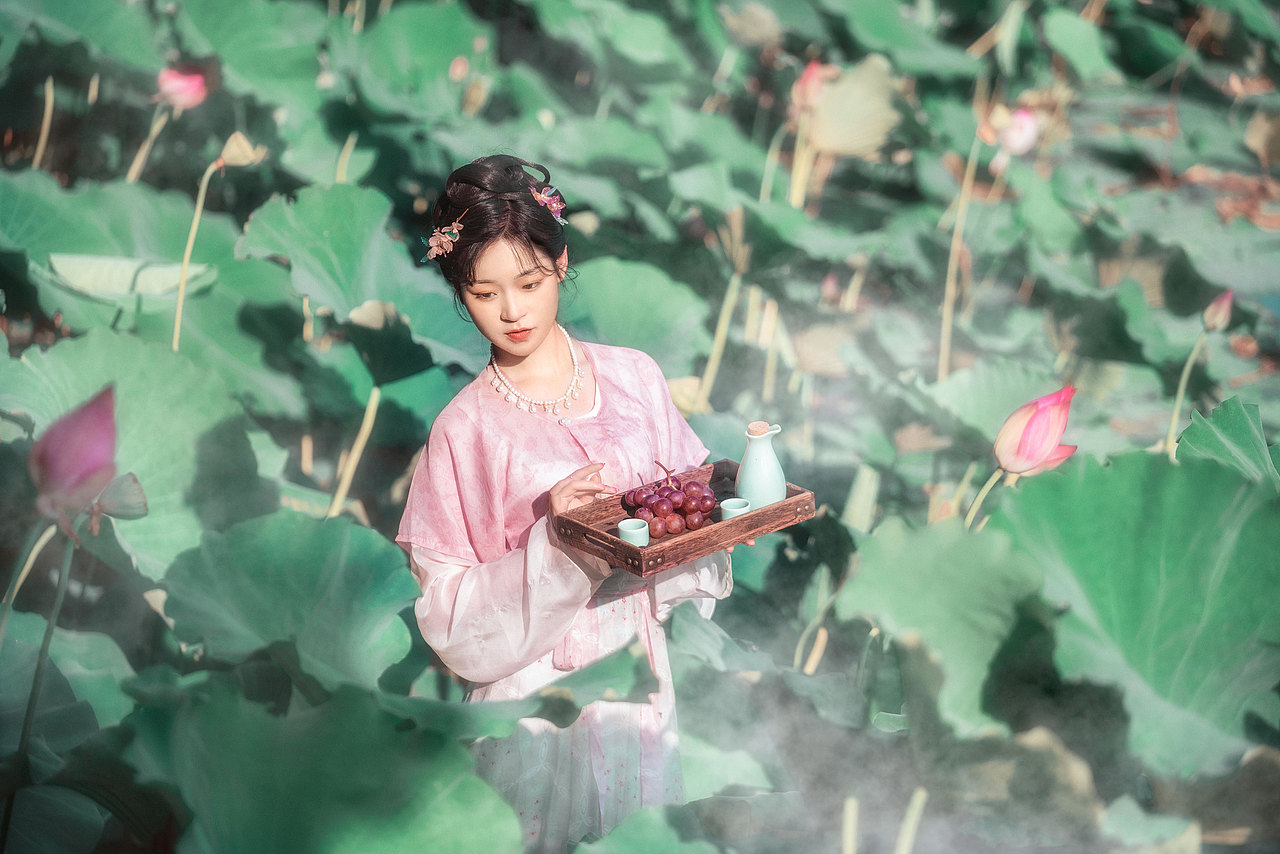 烟风袅袅荷花源（图ZMzE1MTM4NDky） - 人像摄影 - 站酷设计师糊涂仙人LEO原创素材 - 站酷ZCOOL