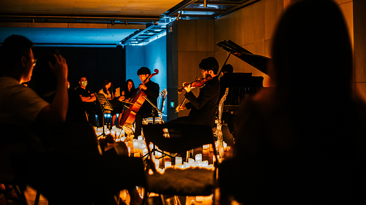 烛光音乐会（图ZMzA2MDgyMzg0） - 人文/纪实摄影 - 站酷设计师摄影师斯伟原创素材 - 站酷ZCOOL