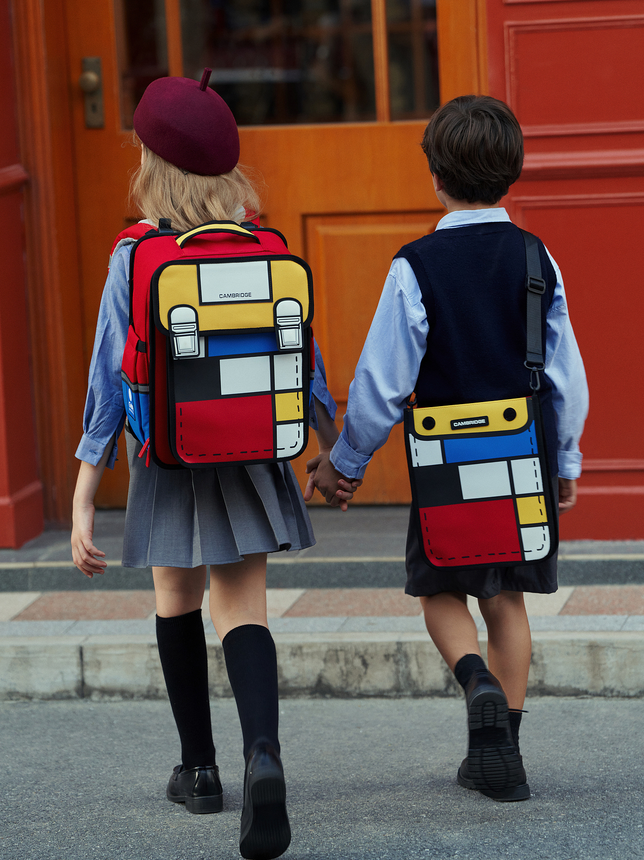 holakids x 剑桥树书包拍摄