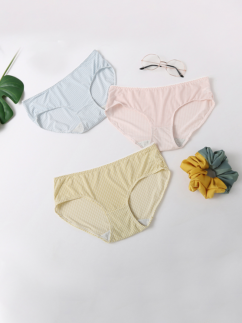 内裤拍摄（图ZMzA1NzU2NjEy） - 产品摄影 - 站酷设计师王半山原创素材 - 站酷ZCOOL