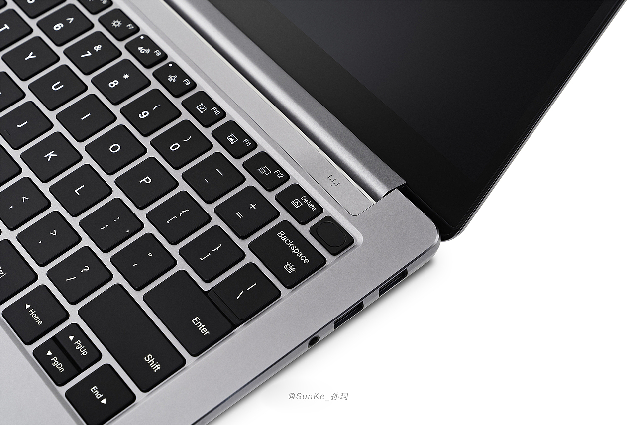 阿里云 笔记本+智能硬件 产品摄影（图ZMzM3MjQwNjQ0） - 产品摄影 - 站酷设计师SunKe_孙珂原创素材 - 站酷ZCOOL