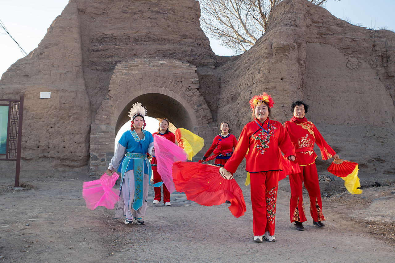 助马堡的元宵节——牙豆彦茂 人文摄影作品