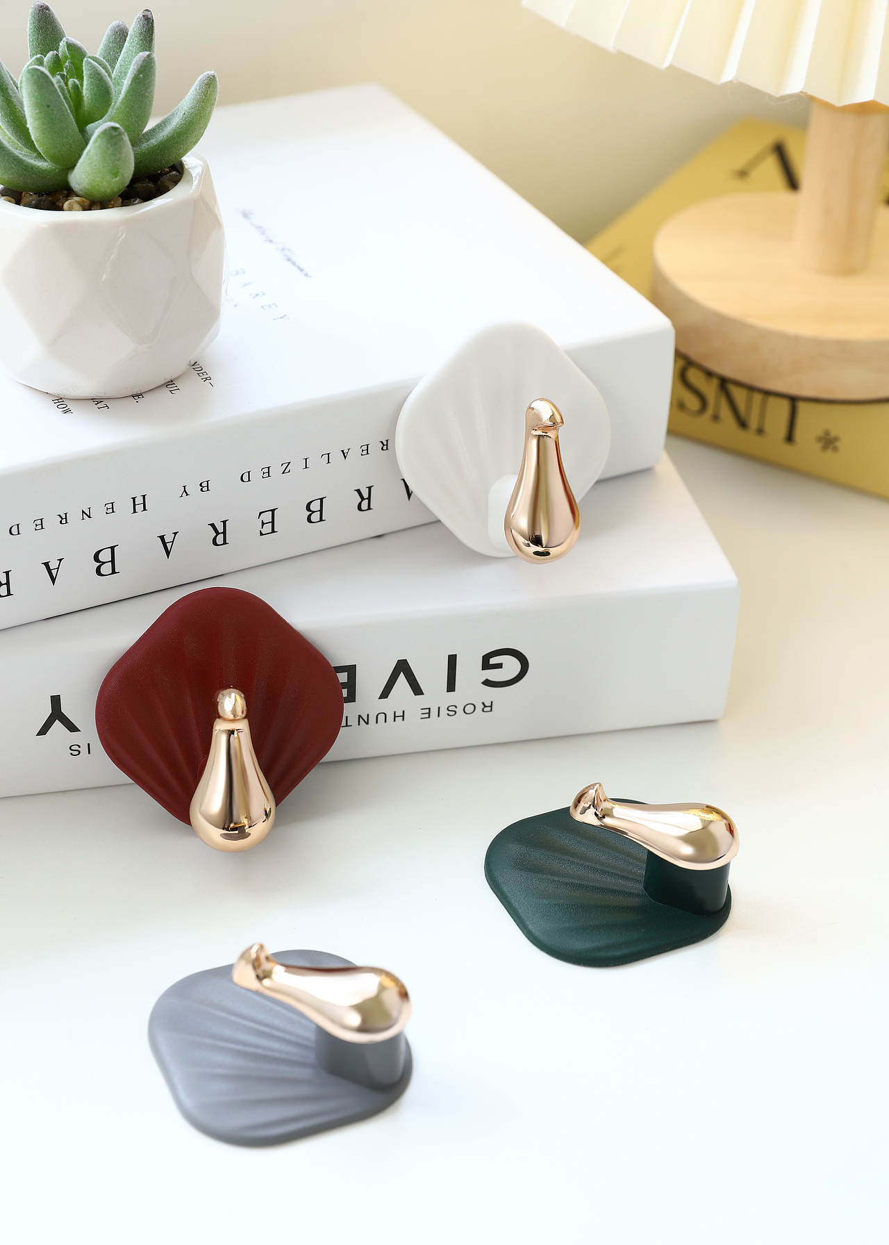 孔雀挂钩の日用百货拍摄