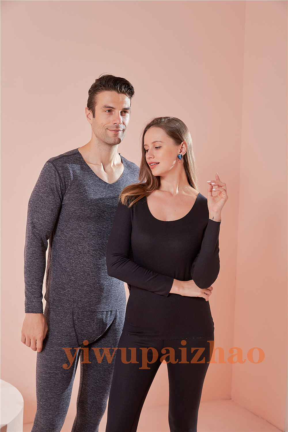 义乌保暖内衣拍照,男女外模合拍保暖内衣效果展示