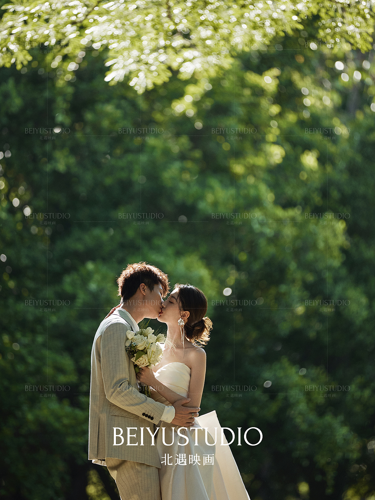 林下波风,吹起阳光里的情愫