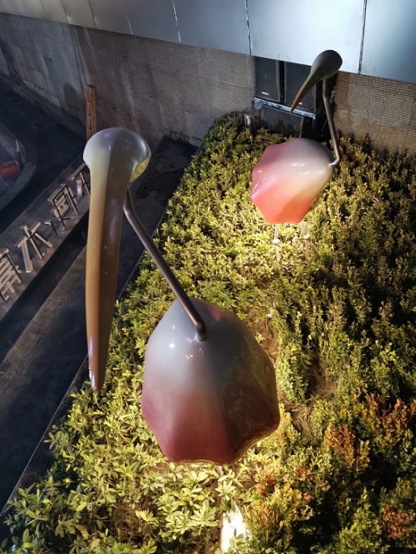 枣庄城市景观鹭鸶雕塑 长腿白鹭不锈钢雕塑绿化摆件