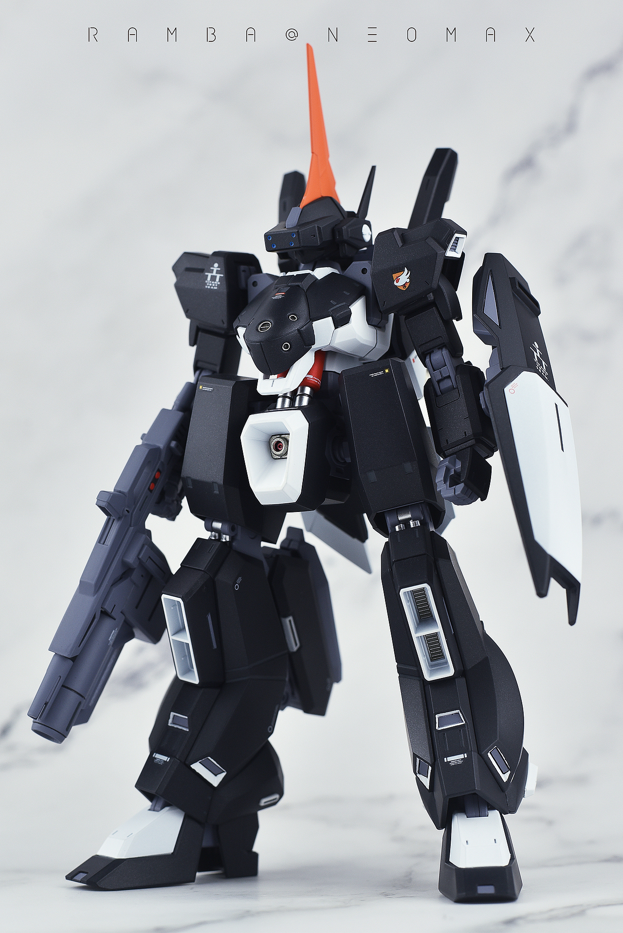 黑野兔!高达模型作品【HG 特务巴扎姆】