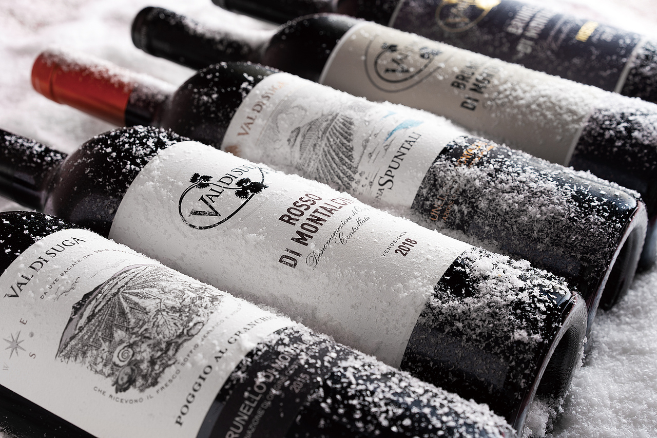 瓶子的多种拍法 - 2021-2022作品集（图ZMzEyNzIxNjMy） - 产品摄影 - 站酷设计师韋韋韋維斯原创素材 - 站酷ZCOOL