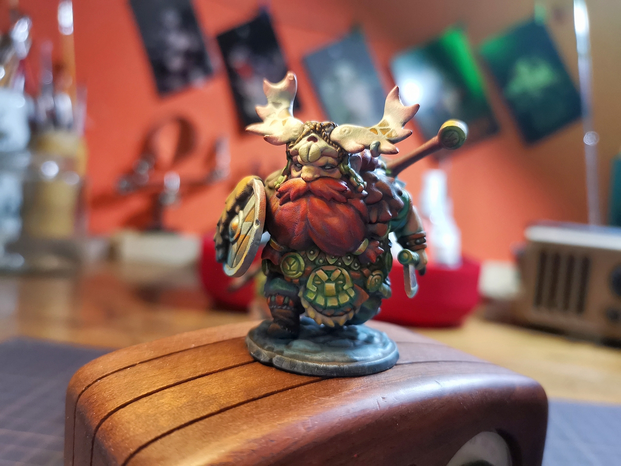 微型-奔走的小矮人