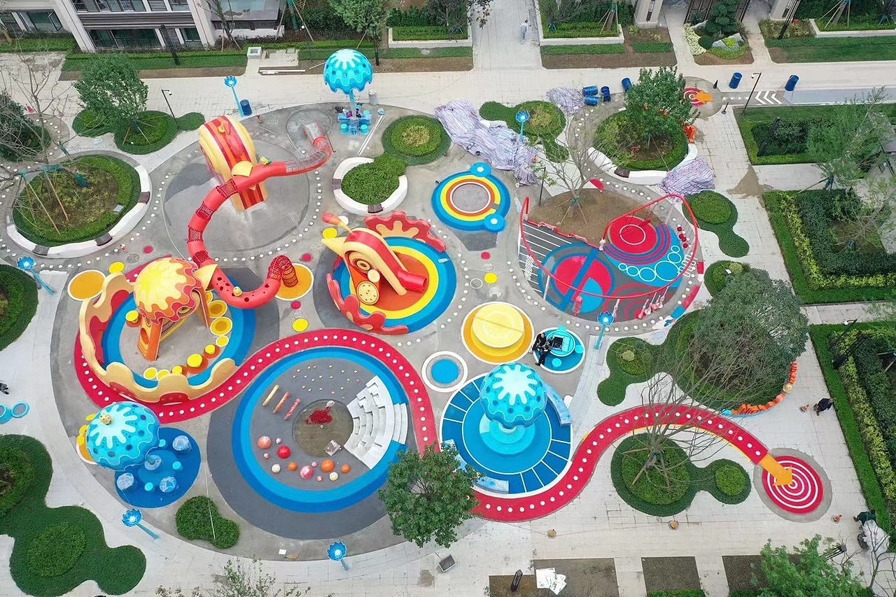 儿童游乐空间“Hello新世界”游乐设备