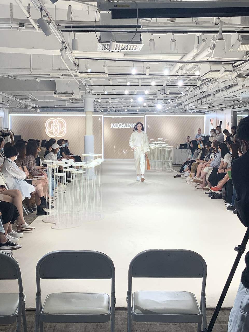 22冬季订货会视觉设计整合（图ZMzMzODU5NjEy） - 品牌 - 站酷设计师阿Yan真可爱原创素材 - 站酷ZCOOL