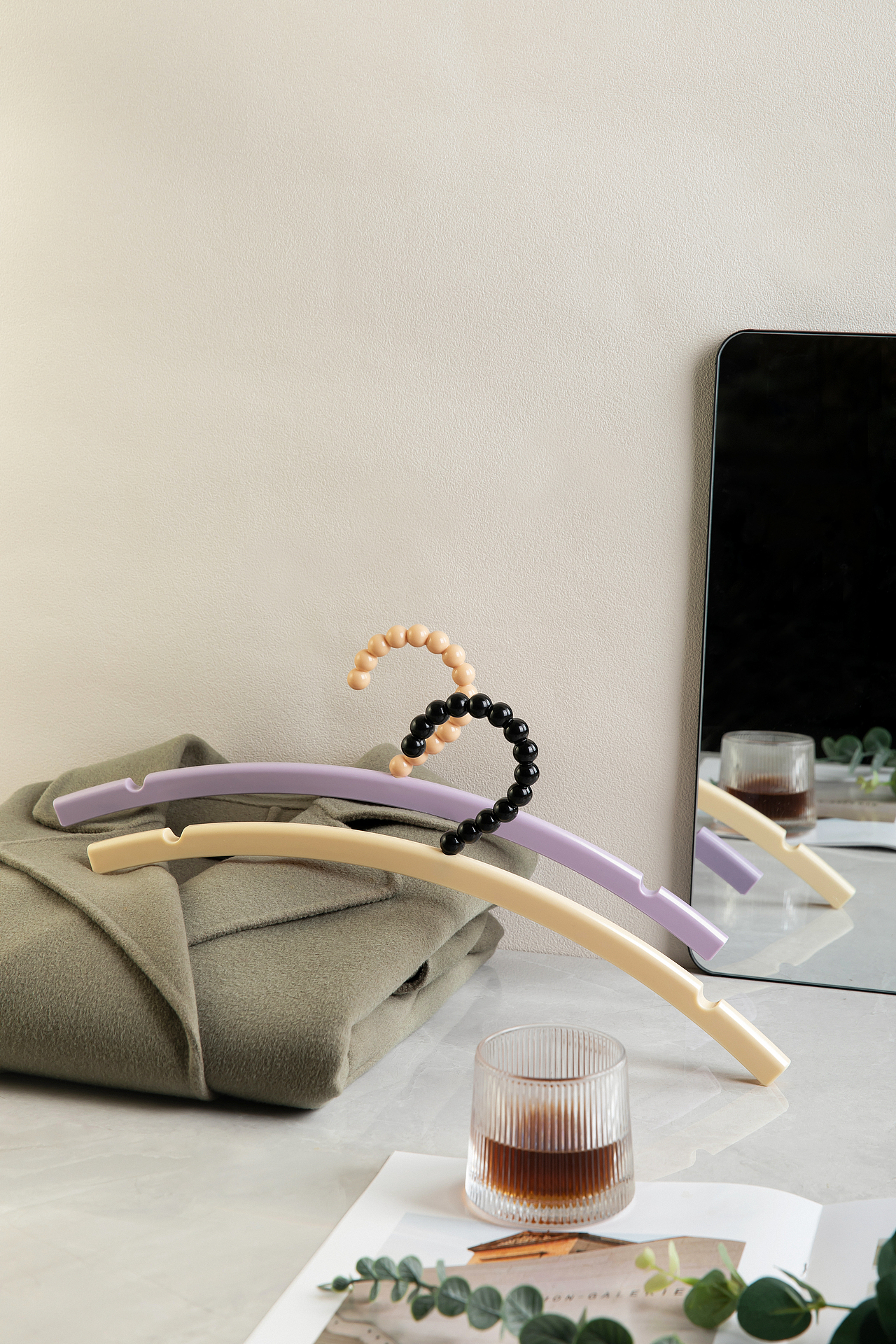 衣架拍摄（图ZMzQxODM2OTU2） - 产品摄影 - 站酷设计师画布摄影原创素材 - 站酷ZCOOL