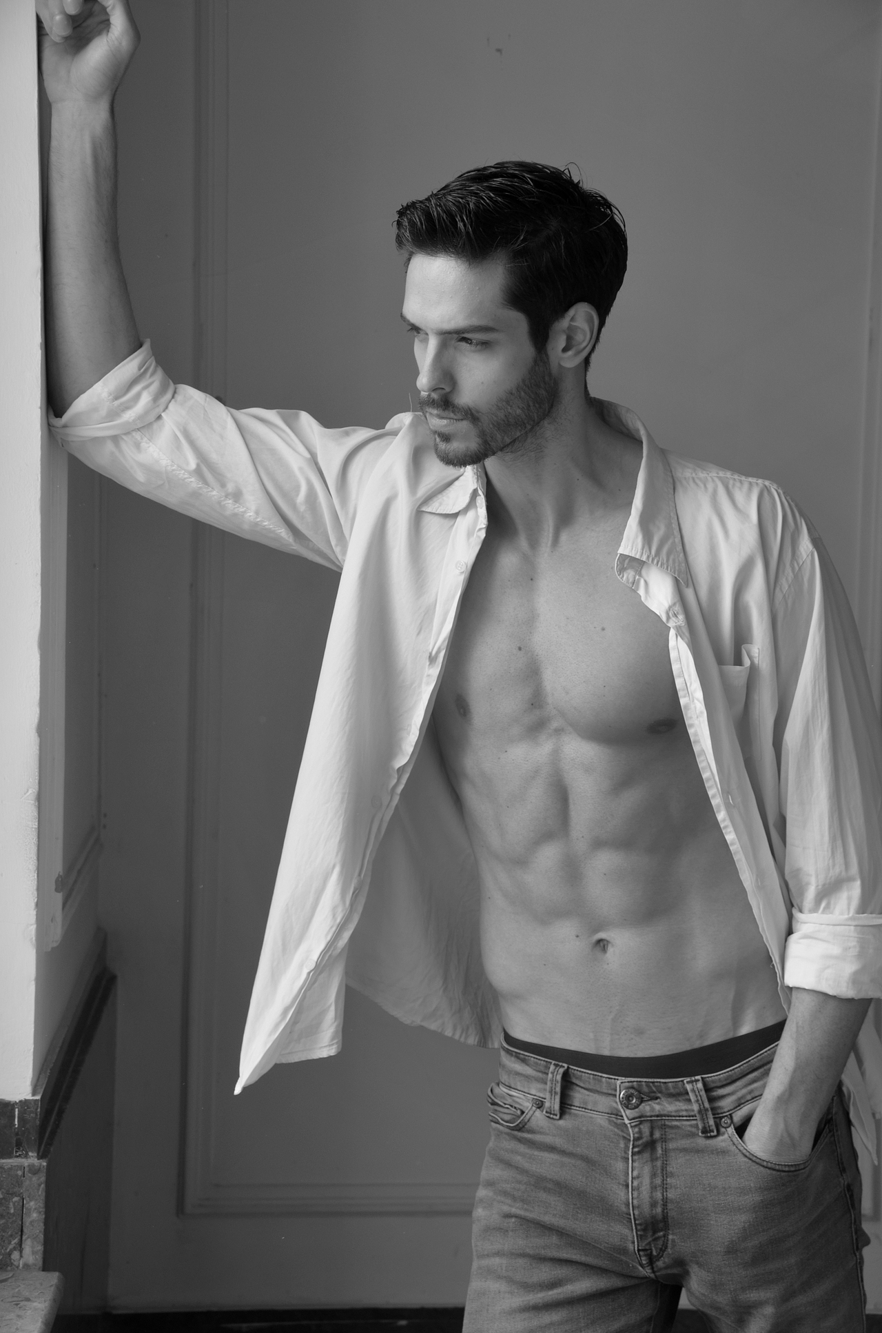 高级感时装男外模拍摄 人像摄影成熟模特 质感轻商务装（图ZMzUwODIyMDky） - 人像摄影 - 站酷设计师优思模特Melo原创素材 - 站酷ZCOOL