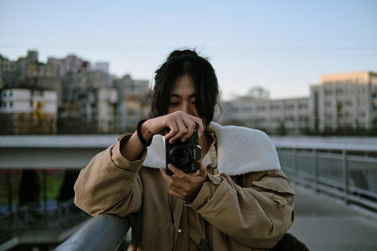 写真摄影丨作为城市的一份子，我们便是浪漫本身（图ZMzIzNTQ4NjQ4） - 人像摄影 - 站酷设计师NINGNL_原创素材 - 站酷ZCOOL