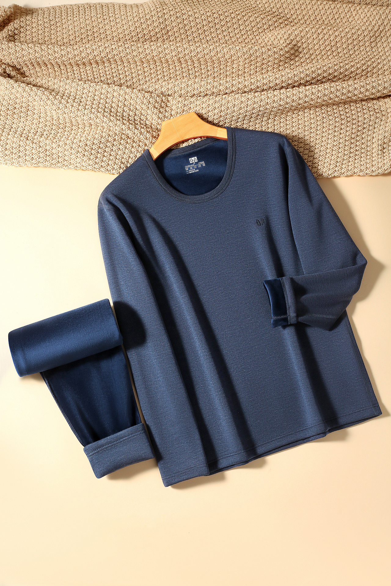 保暖内衣|保暖修图|保暖合成（图ZMzUyNDI0NzY0） - 修图/后期 - 站酷设计师大大的脑袋123456原创素材 - 站酷ZCOOL