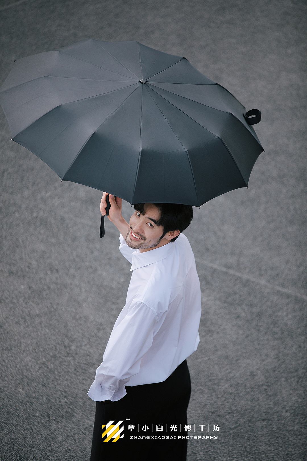 雨伞模特人像拍摄文艺风格（图ZMzM4NzM0Njcy） - 产品摄影 - 站酷设计师章小白品牌视觉原创素材 - 站酷ZCOOL