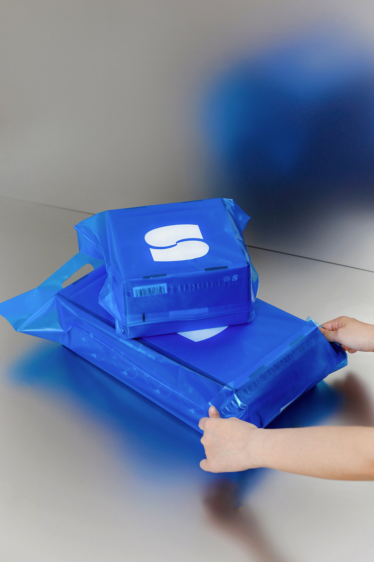 Soft Storm柔性风暴VISUAL IDENTITY AND PACKAGING(图ZMzIxNTY4Nzc2) - 包装 - 站酷设计师lowkeydesign原创素材 - 站酷ZCOOL