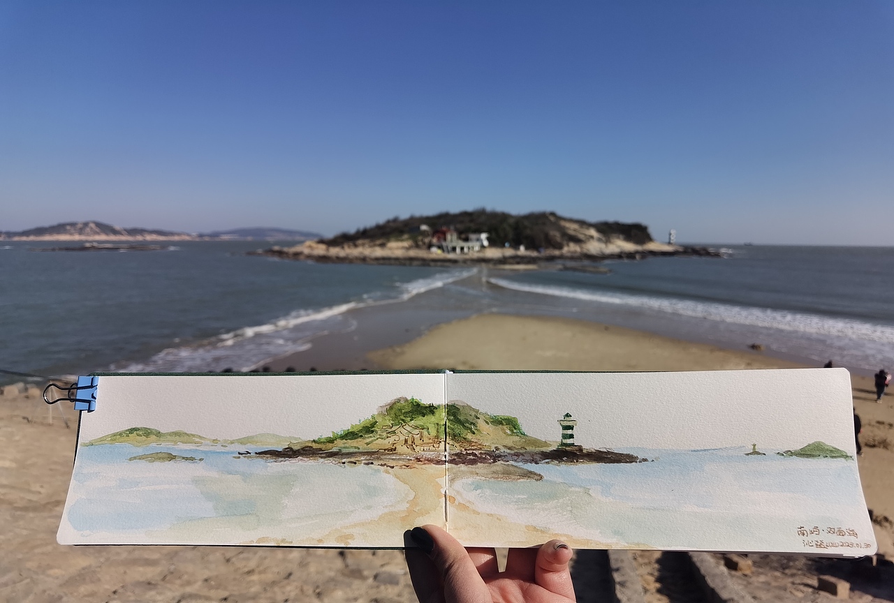 带着画笔去旅行（图ZMzMzNTE3MjQw） - 商业插画 - 站酷设计师沁蓝LULU原创素材 - 站酷ZCOOL