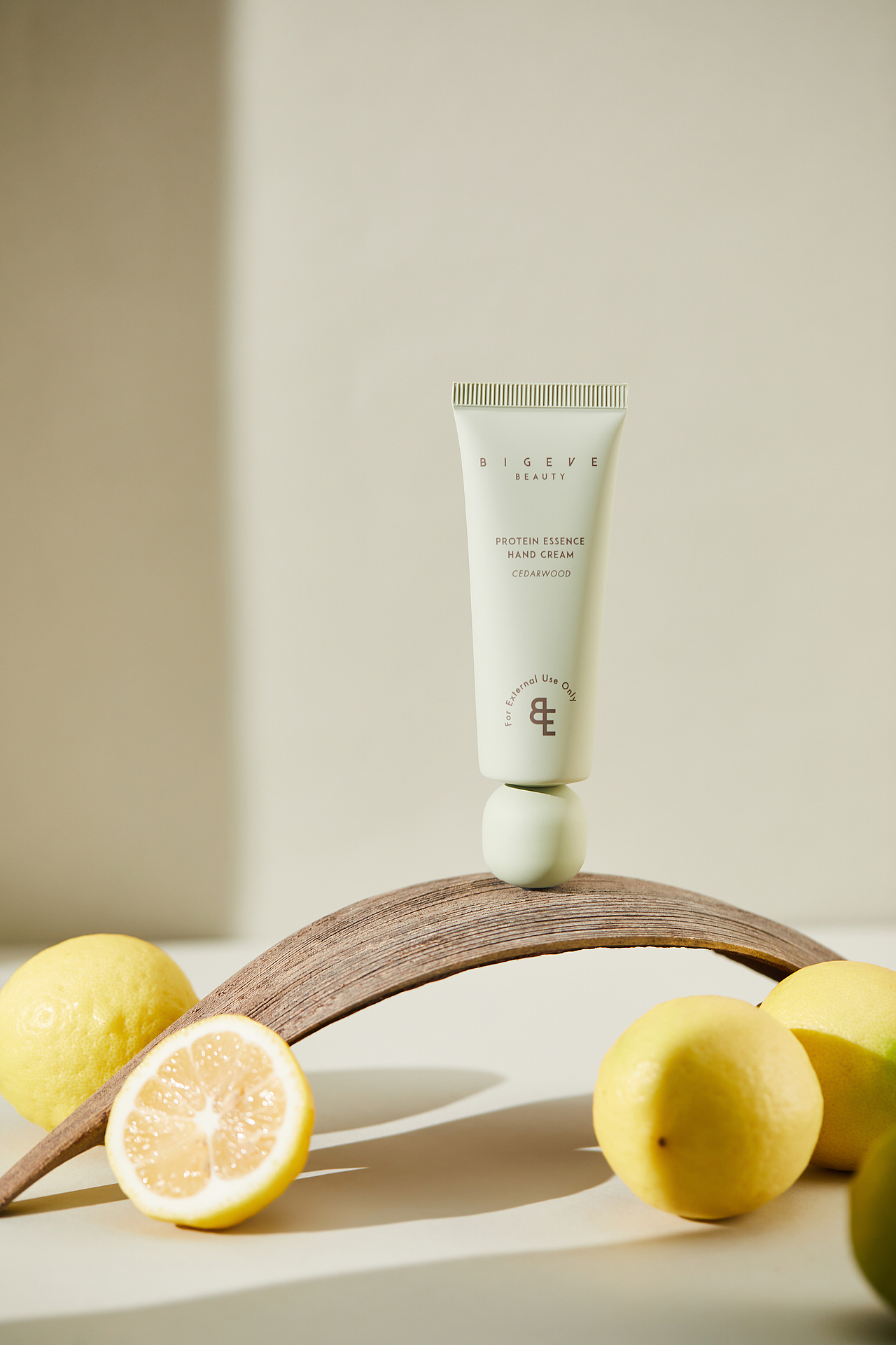 BIGEVE张大奕新品拍摄 | 光迈摄影（图ZMzIzNzU3Njk2） - 产品摄影 - 站酷设计师摄影师炒饭原创素材 - 站酷ZCOOL