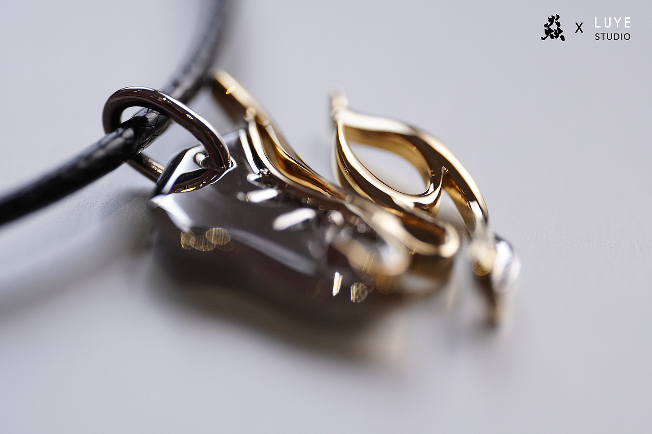 军事主题 | 商业设计项目 | 盾牌燃烧项链 焱（图ZMzEwMDE0ODU2） - 首饰设计 - 站酷设计师首饰设计师西瓜原创素材 - 站酷ZCOOL