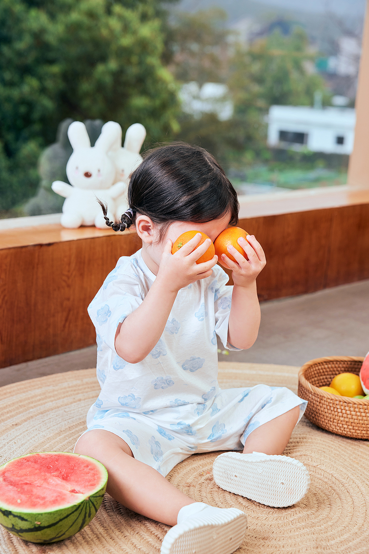 童装外景 安集家佳佳（图ZMzQyNTY1MjQw） - 人像摄影 - 站酷设计师卡凡李大晚原创素材 - 站酷ZCOOL