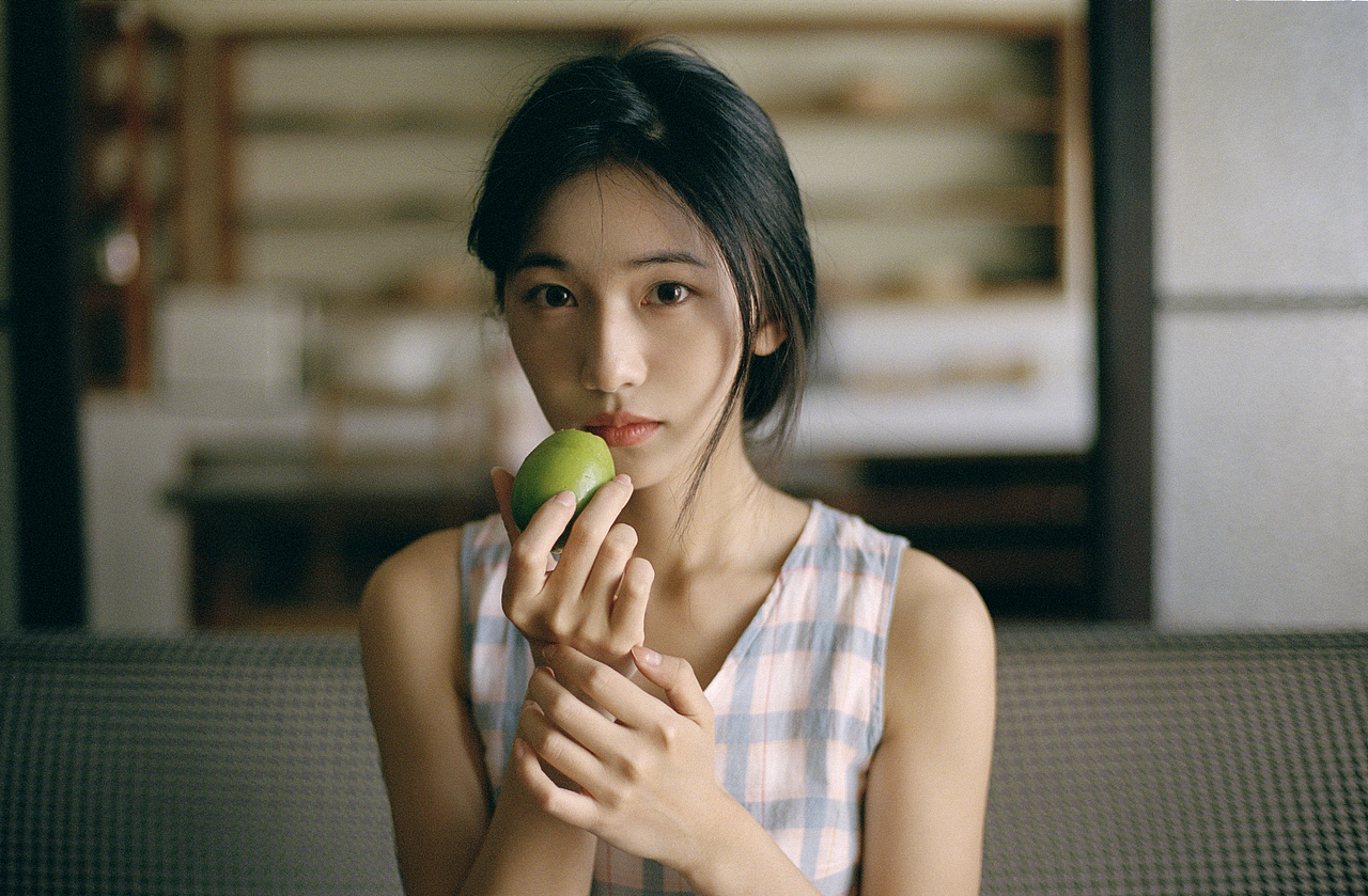 春闲（图ZMjk5MzEyMjY4） - 人像摄影 - 站酷设计师_余小鱼原创素材 - 站酷ZCOOL