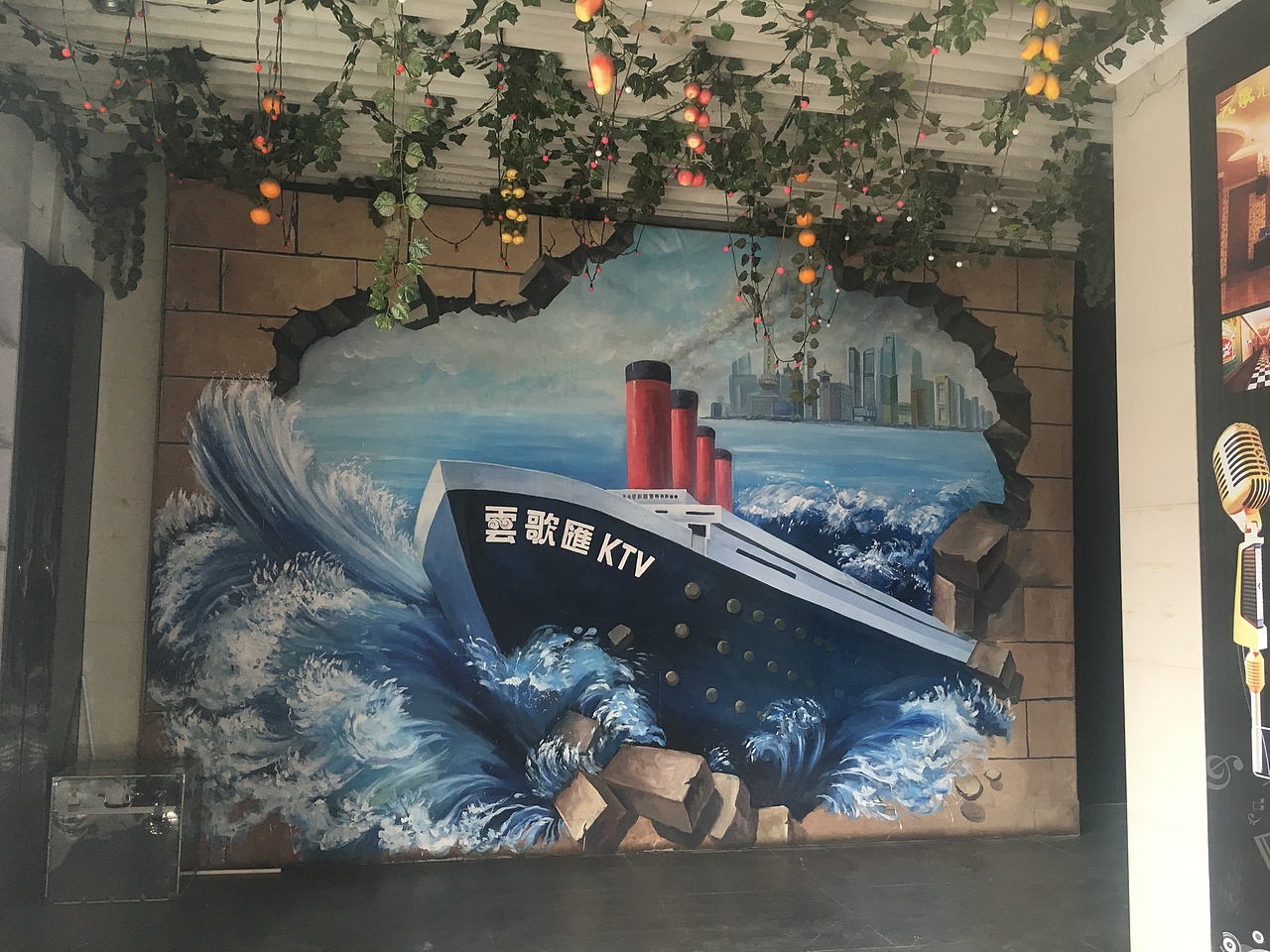 郑州社区墙体彩绘，社区城区改造文化墙墙绘设计制作（图ZMzE3OTAyNjMy） - 实验艺术 - 站酷设计师郑州迦南墙绘雕塑原创素材 - 站酷ZCOOL