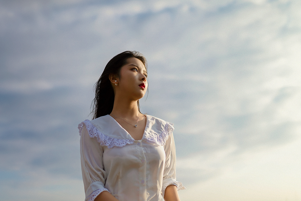 羽毛（图ZMzA0MDg1MTIw） - 人像摄影 - 站酷设计师锅一口原创素材 - 站酷ZCOOL