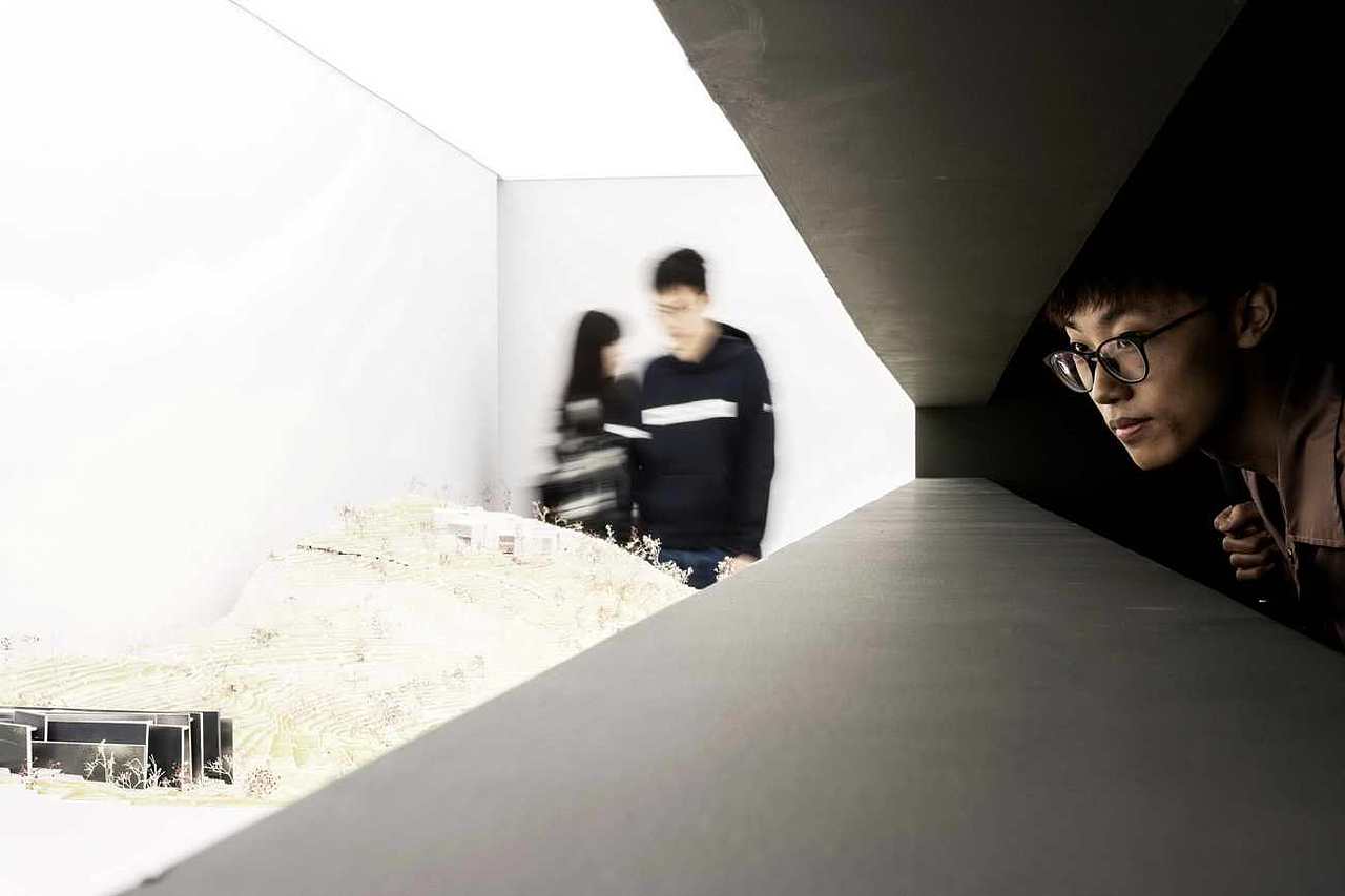 ▼隐像感知─复星微型建筑博物馆位于上海外滩金融中心