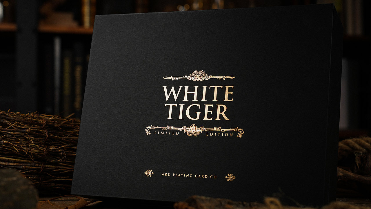 White Tiger 白虎收藏纸牌扑克套装设计（图ZMzUyODcxODc2） - 商业插画 - 站酷设计师ARK方舟扑克原创素材 - 站酷ZCOOL