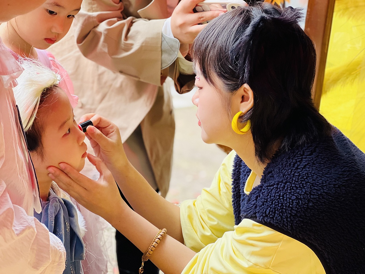 艺术美学｜空间布景·《秋日橙色派对》主大厅布景（图ZMzM0MTU1MTgw） - 雕塑 - 站酷设计师艺术美学张汉卿原创素材 - 站酷ZCOOL