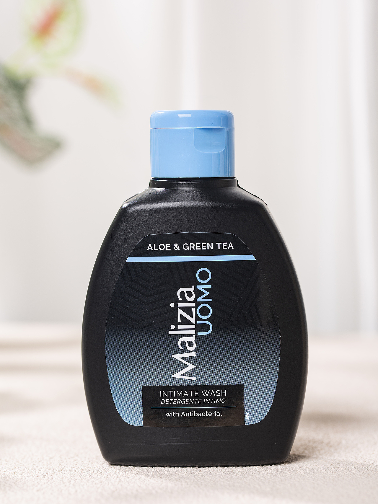 有间全球购|玛莉吉亚私处护理液（图ZMzI3NDA4MjYw） - 产品摄影 - 站酷设计师有间图片社原创素材 - 站酷ZCOOL