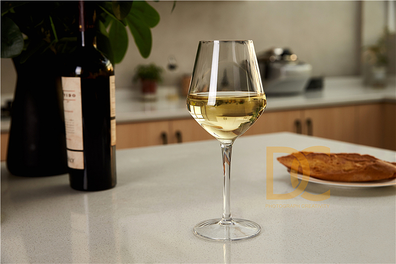 义乌红酒杯静物图拍照,产品视频录制剪辑服务