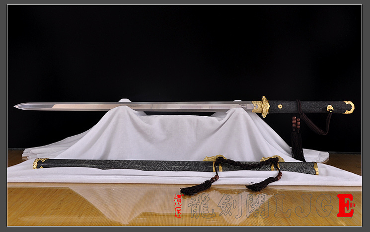 龙泉刀剑-高性能六面唐剑|弹性花纹钢(dj-2317)