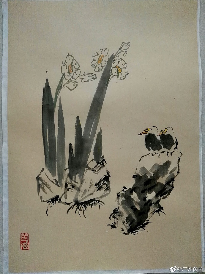 水墨《水仙栖鸟》