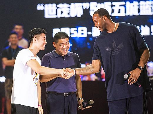 NBA火箭魔术猛龙球星麦迪篮球插画，美漫卡通，送本人