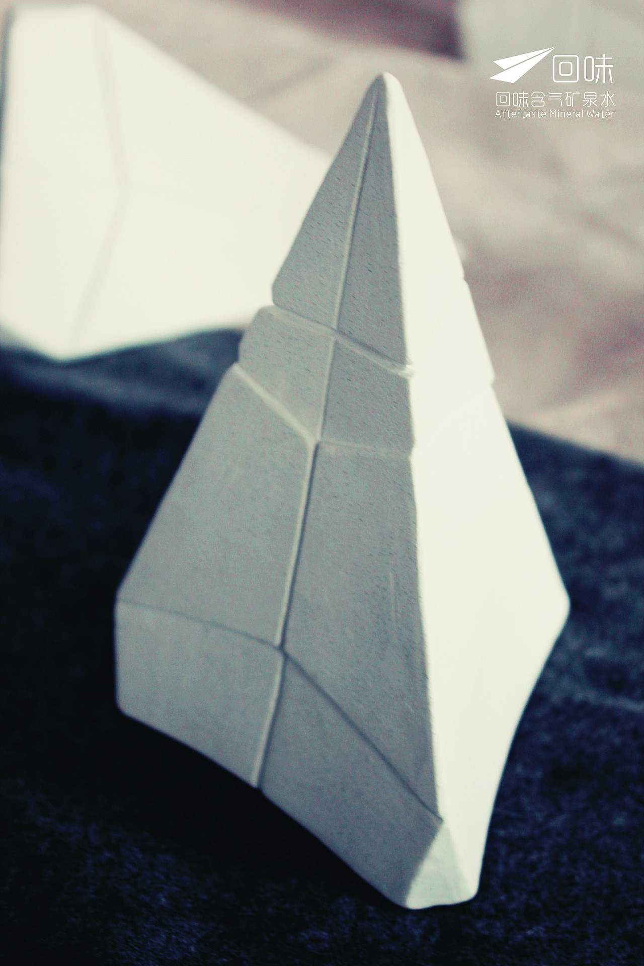 回味含气矿泉水瓶形设计（图ZMTAxMDMzMTI=） - 包装 - 站酷设计师旭東原创素材 - 站酷ZCOOL